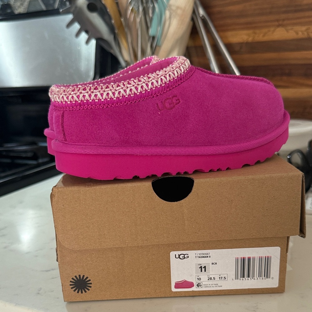 UGG Tasman ll slippers